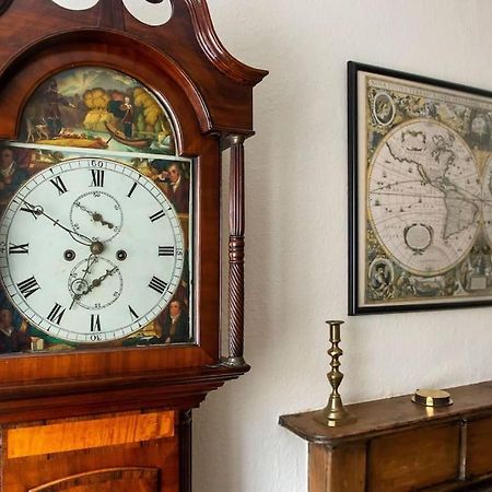 شقة Charm & Character On Historic Rose Street إدنبرة المظهر الخارجي الصورة